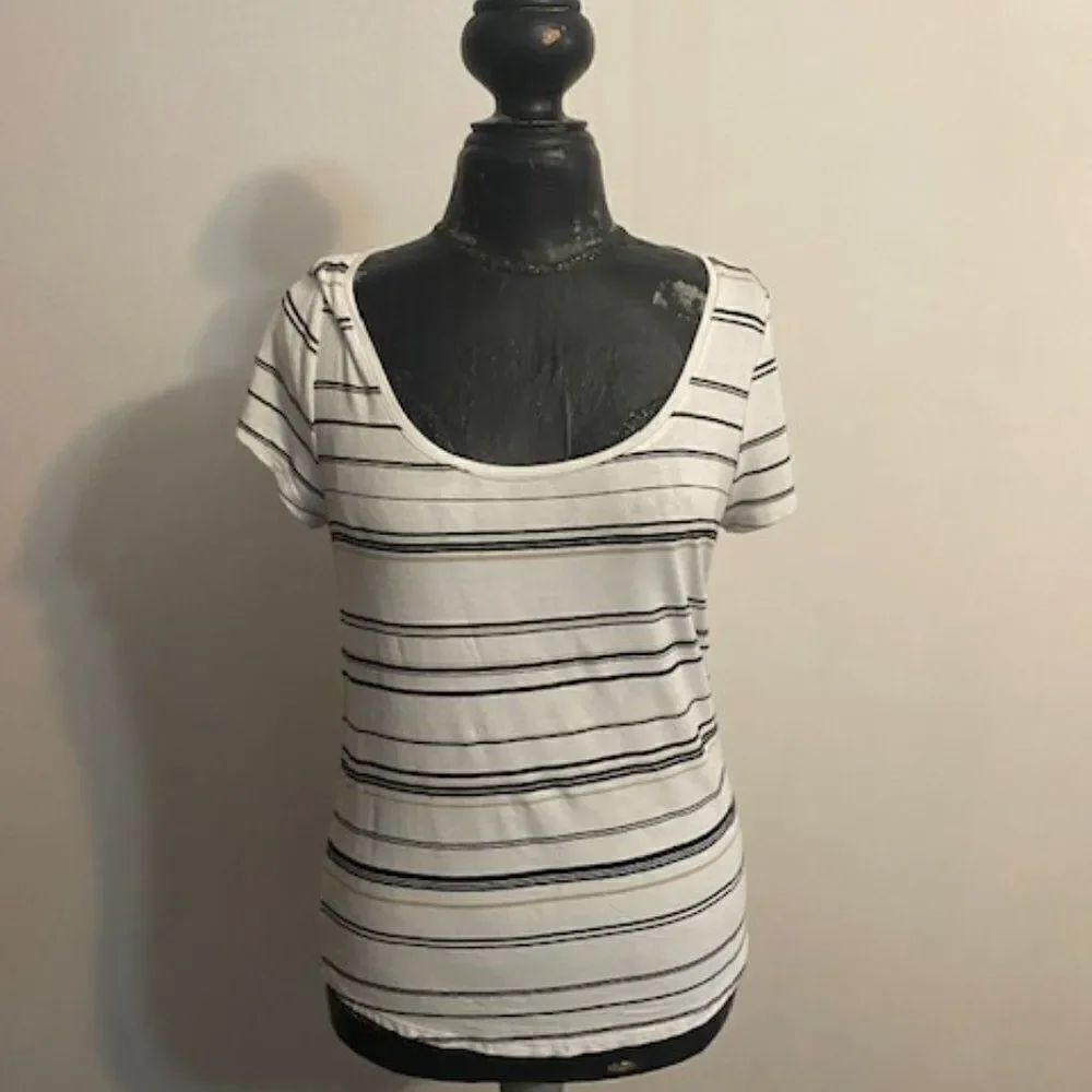 White House Black Market stripe scoop neck tee, size M